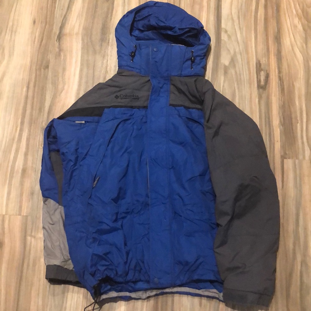 Columbia Jacket with hood men’s Large